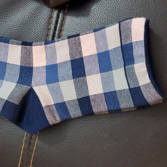 Three pairs of women's socks - Picture 5 of 7